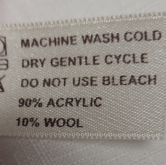 Vibrant Multicolor Bag - Picture 3 of 9